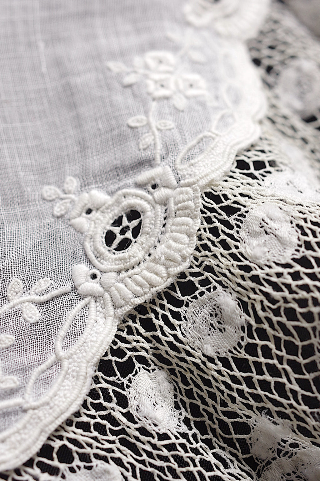アンティークレース dentelle ancienne ハンカチ２枚 4