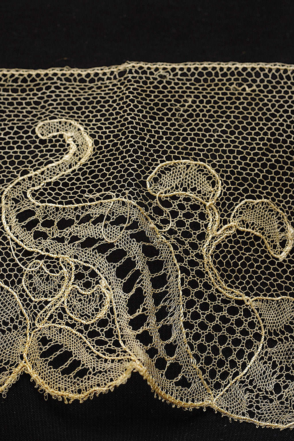 アンティークレース dentelle ancienne 176cm 48cm 9
