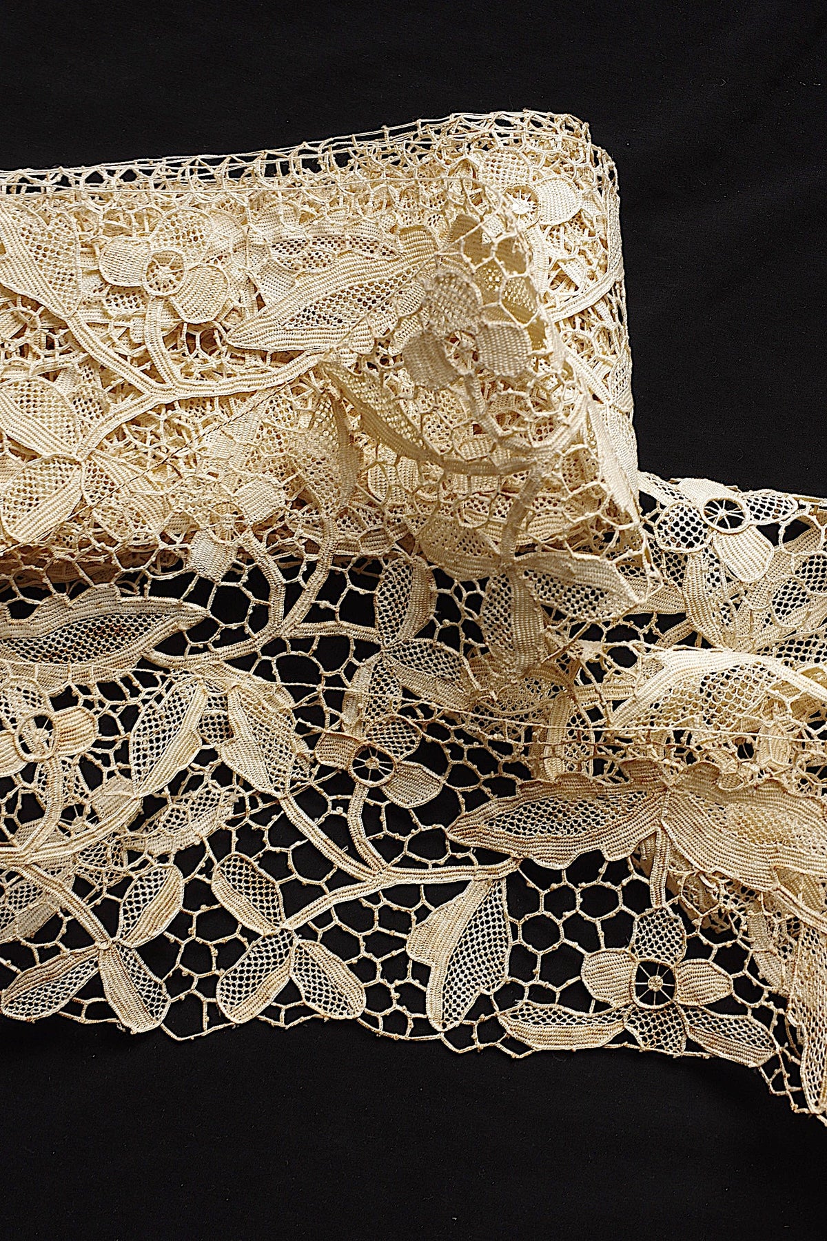 アンティークレース dentelle ancienne 650cm