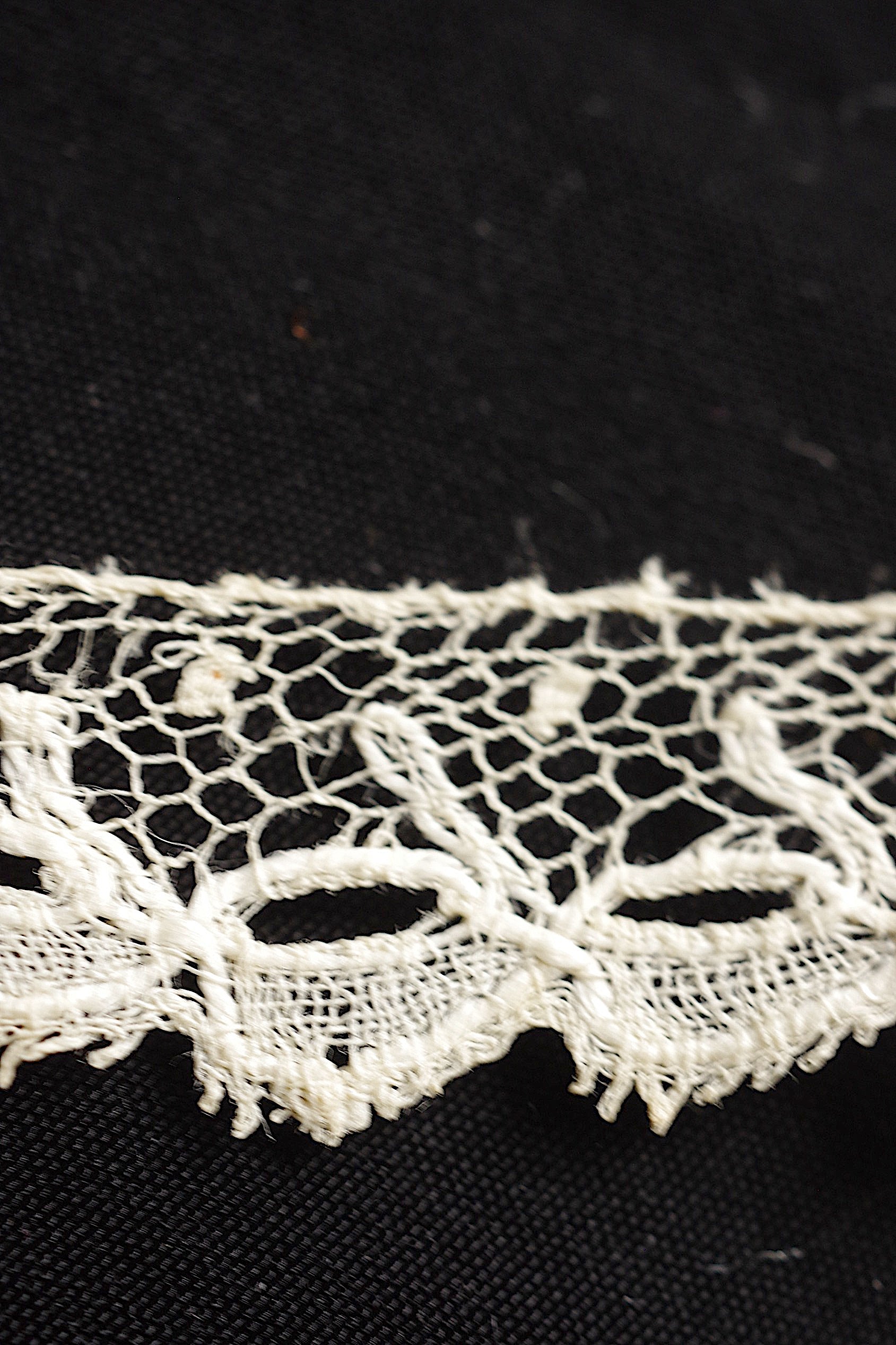 アンティークレース antique lace la dentelle - .FR a l'epoque