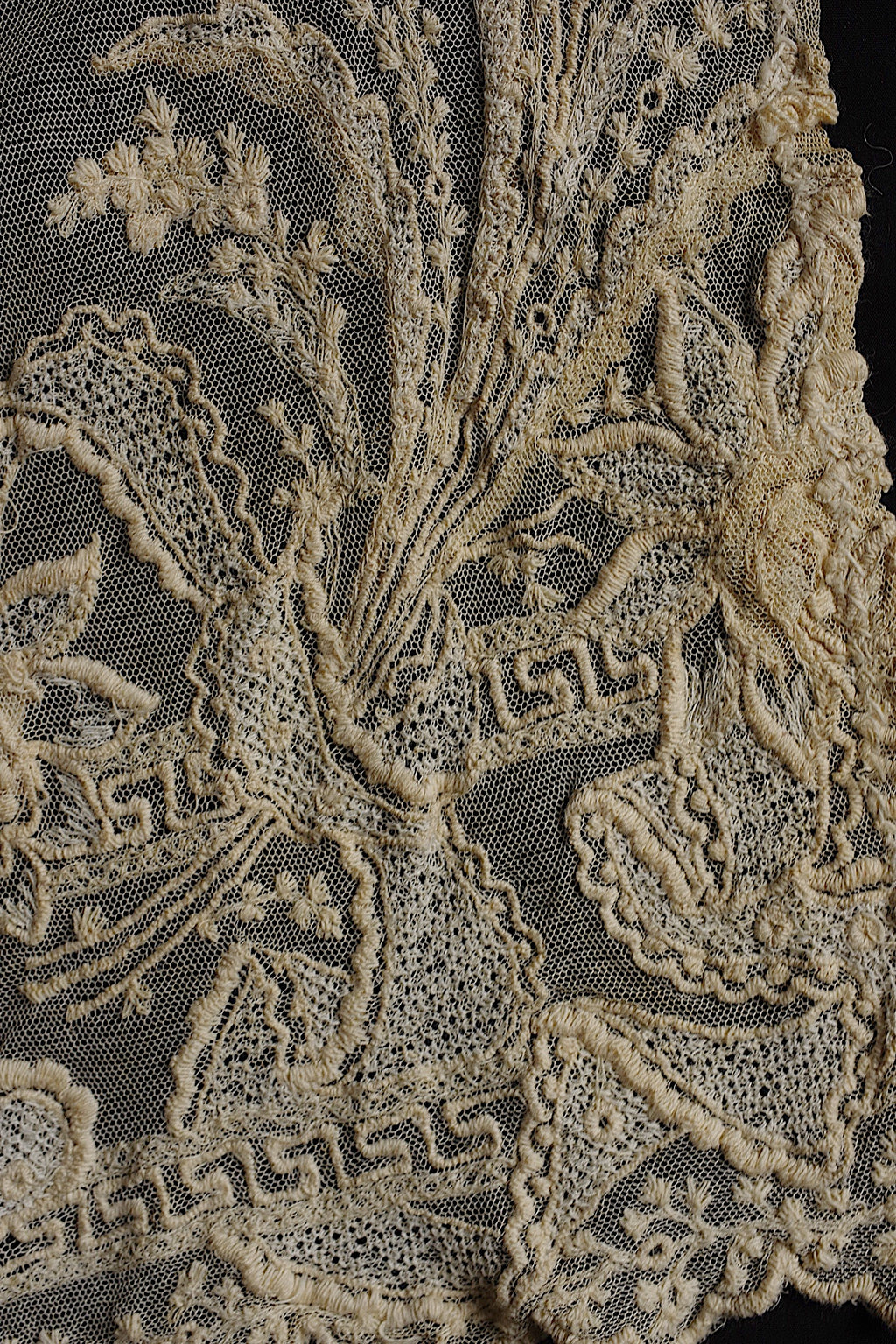 アンティークレース dentelle ancienne 刺繍レースタイ 3