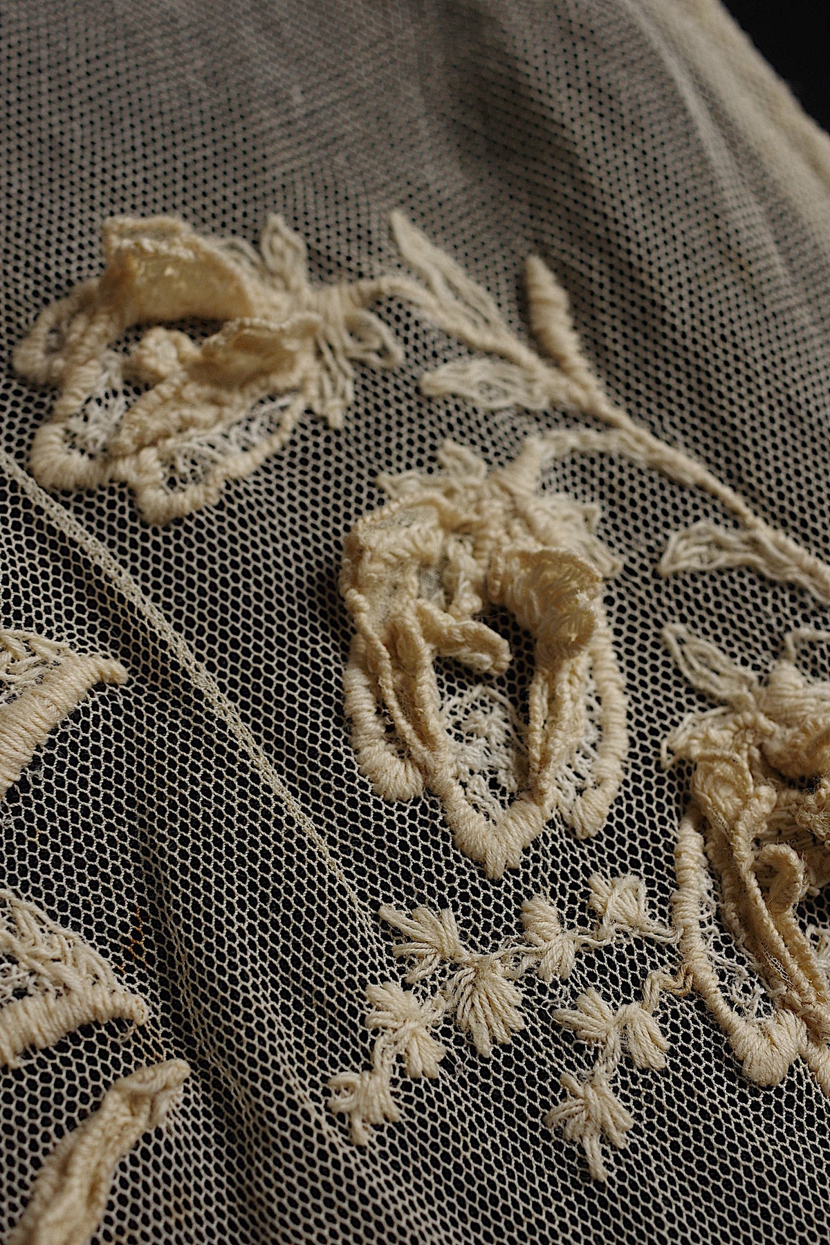 アンティークレース dentelle ancienne 刺繍レースタイ 5