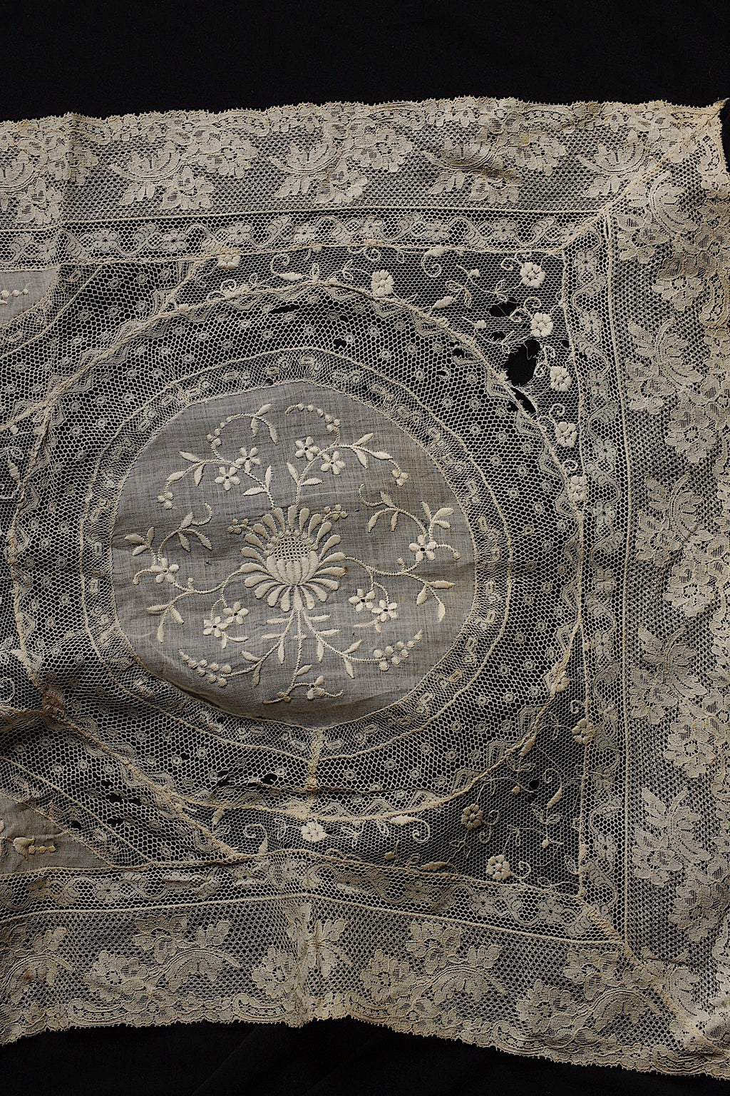 アンティークレース dentelle ancienne 刺繍クロス 素材用 2