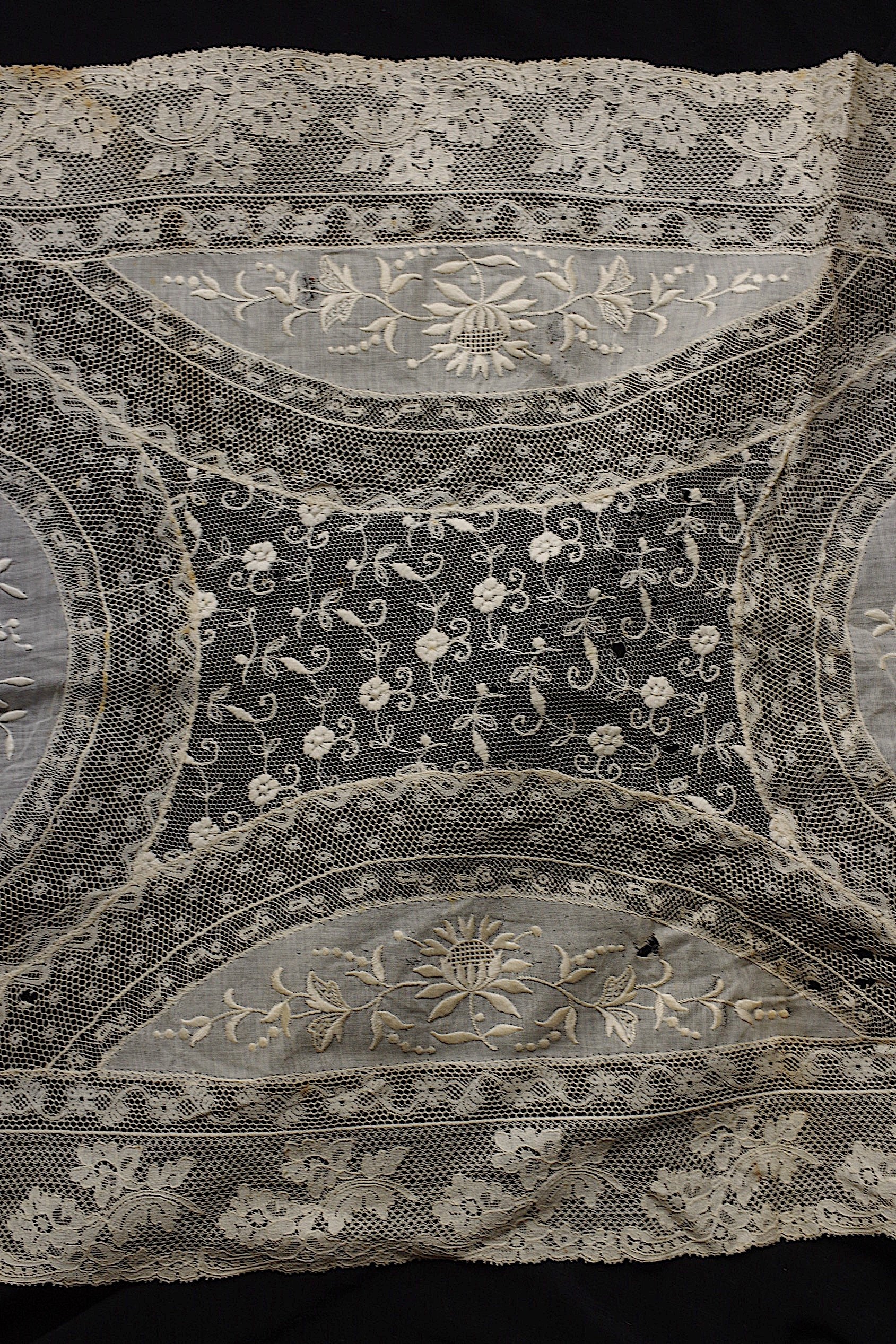 アンティークレース antique lace la dentelle - .FR a l'epoque