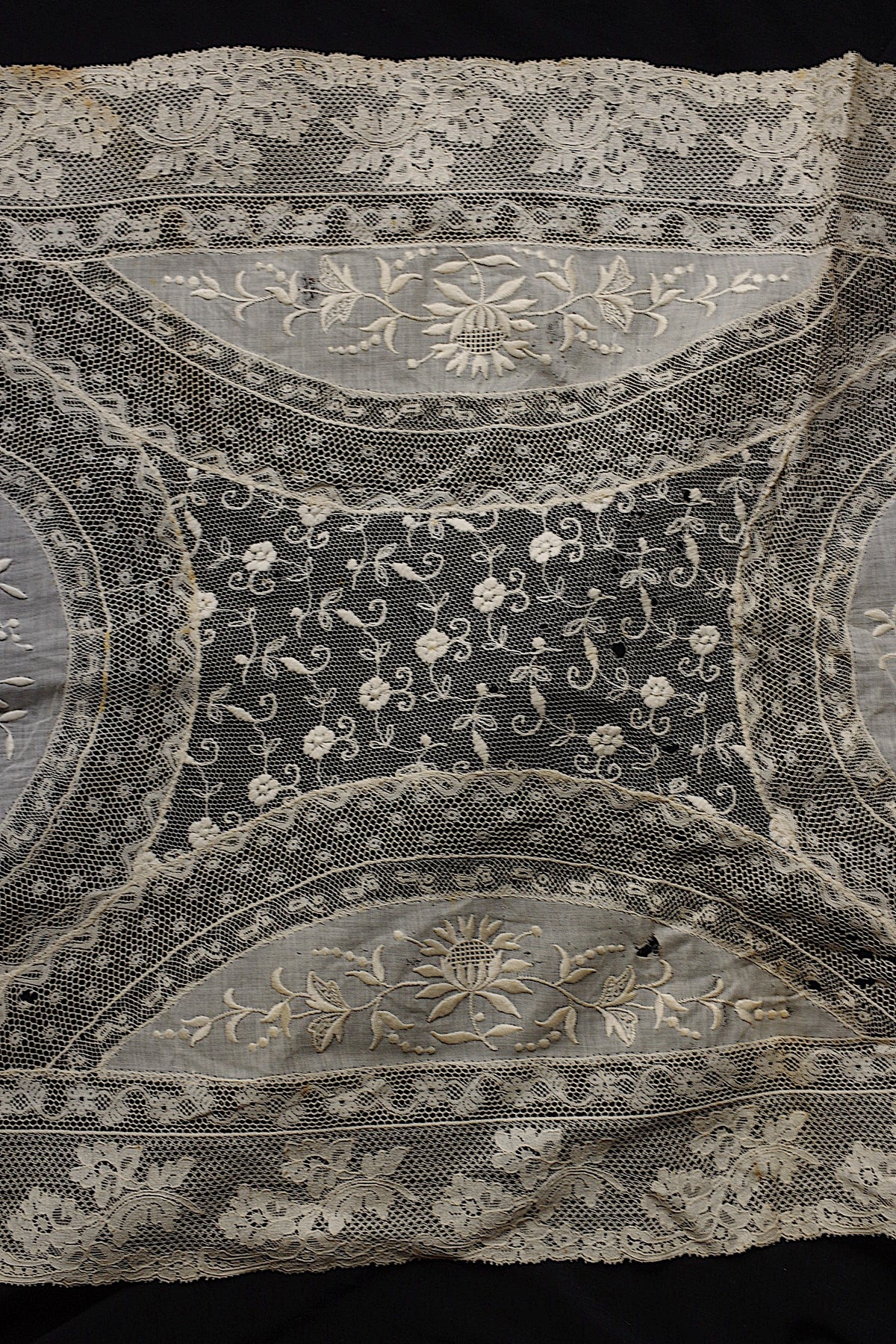 アンティークレース dentelle ancienne 刺繍クロス 素材用 3