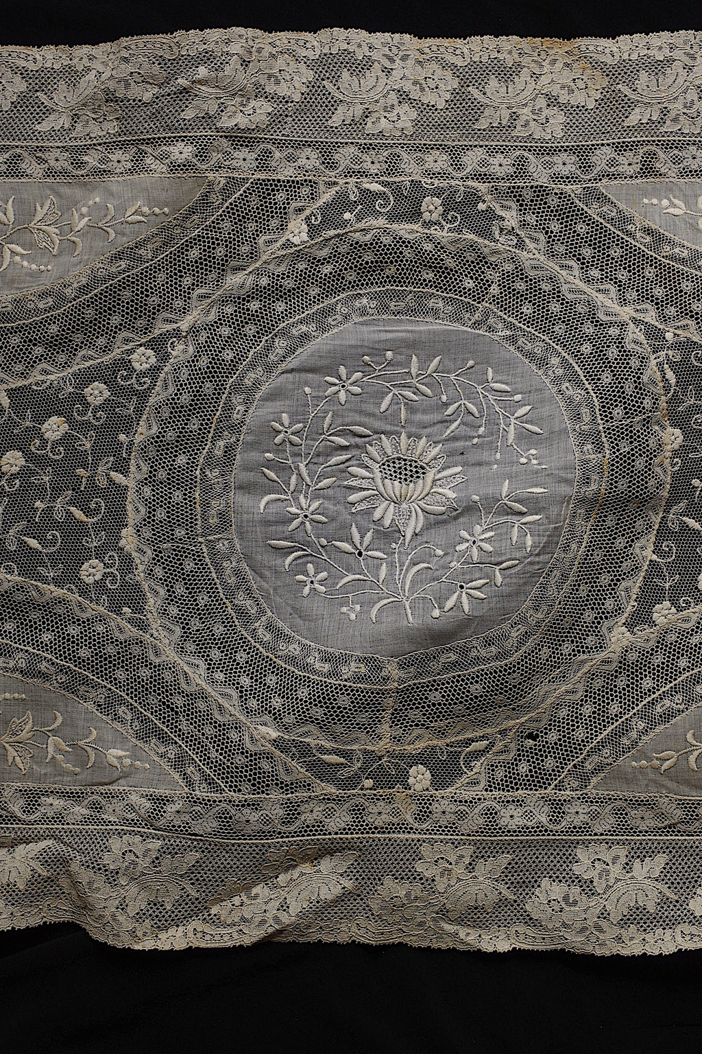 アンティークレース dentelle ancienne 刺繍クロス 素材用 4
