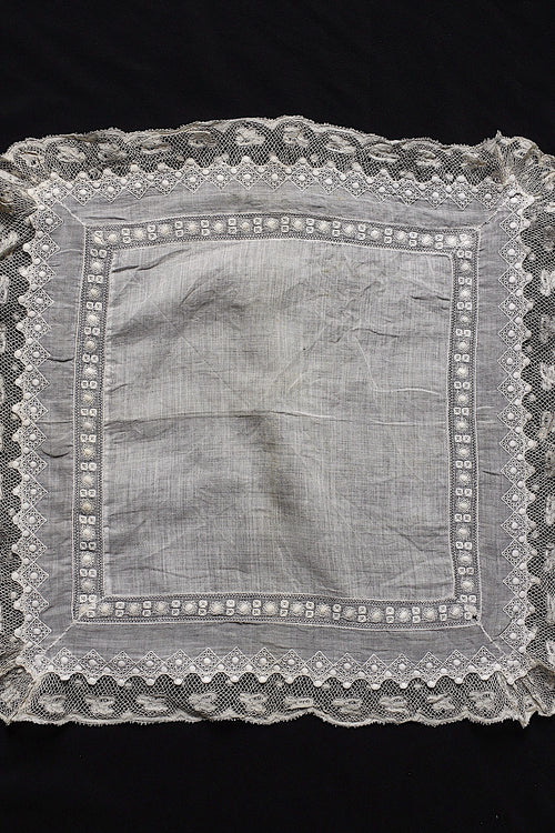 アンティークハンカチ mouchoir ancien 刺繍 2枚 素材用 2