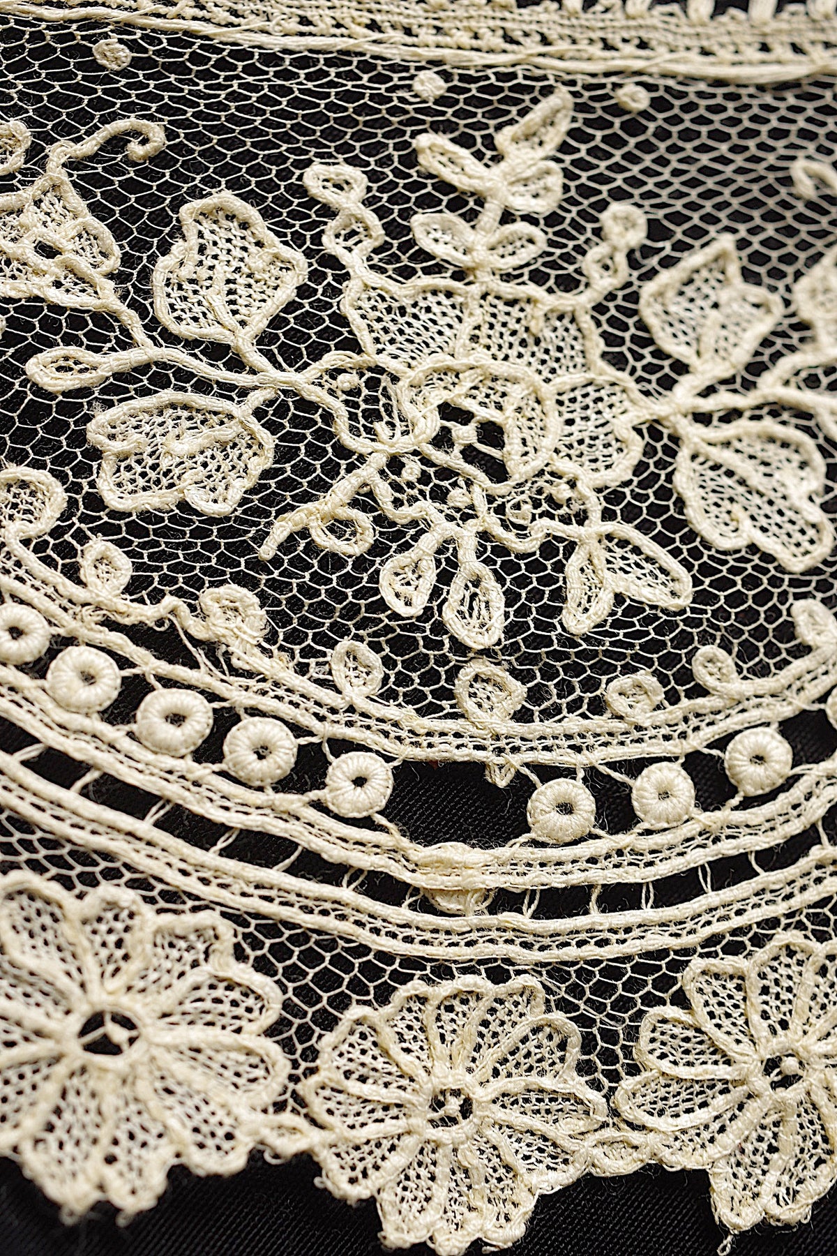 アンティークレース dentelle ancienne ブリュクセルレース133cm 3
