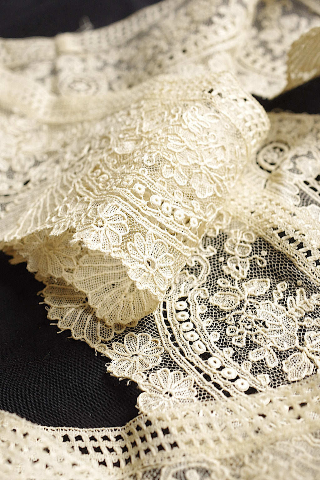 アンティークレース dentelle ancienne ブリュクセルレース133cm 4