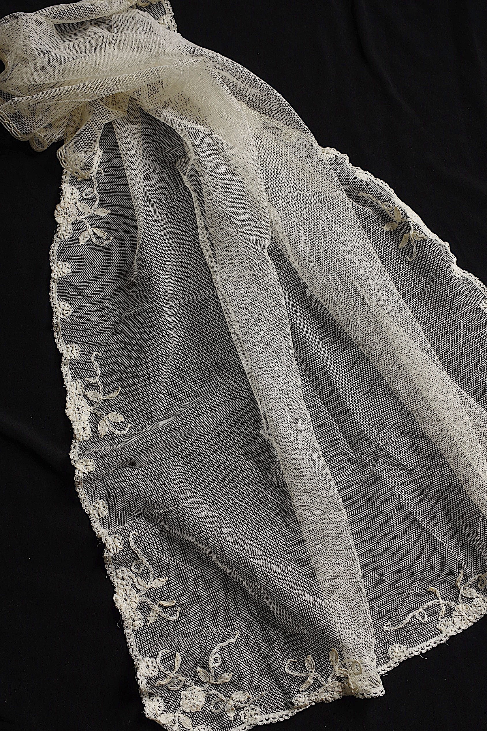 アンティークレース antique lace la dentelle - .FR a l'epoque