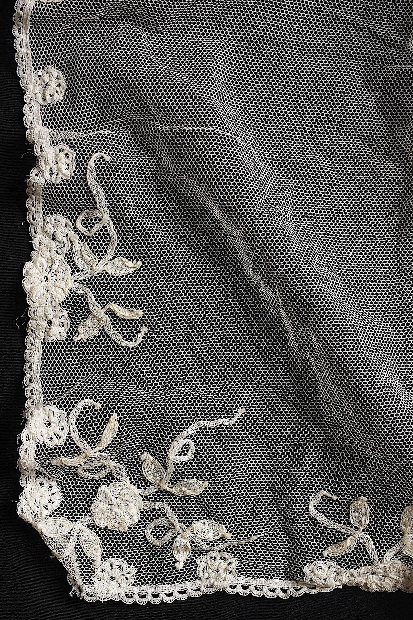 アンティークレース antique lace la dentelle - .FR a l'epoque