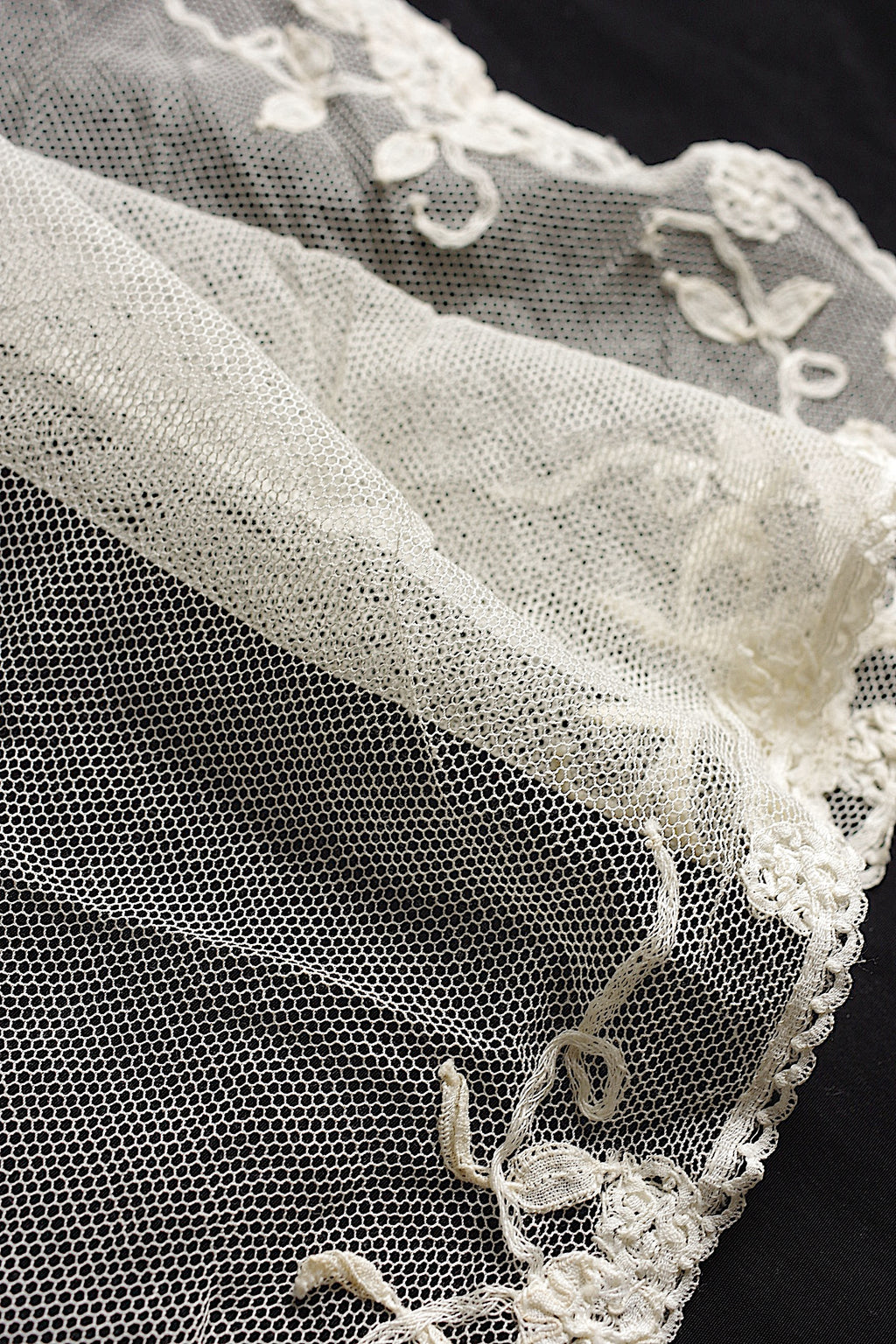 アンティークレース dentelle ancienne チュールベール 4