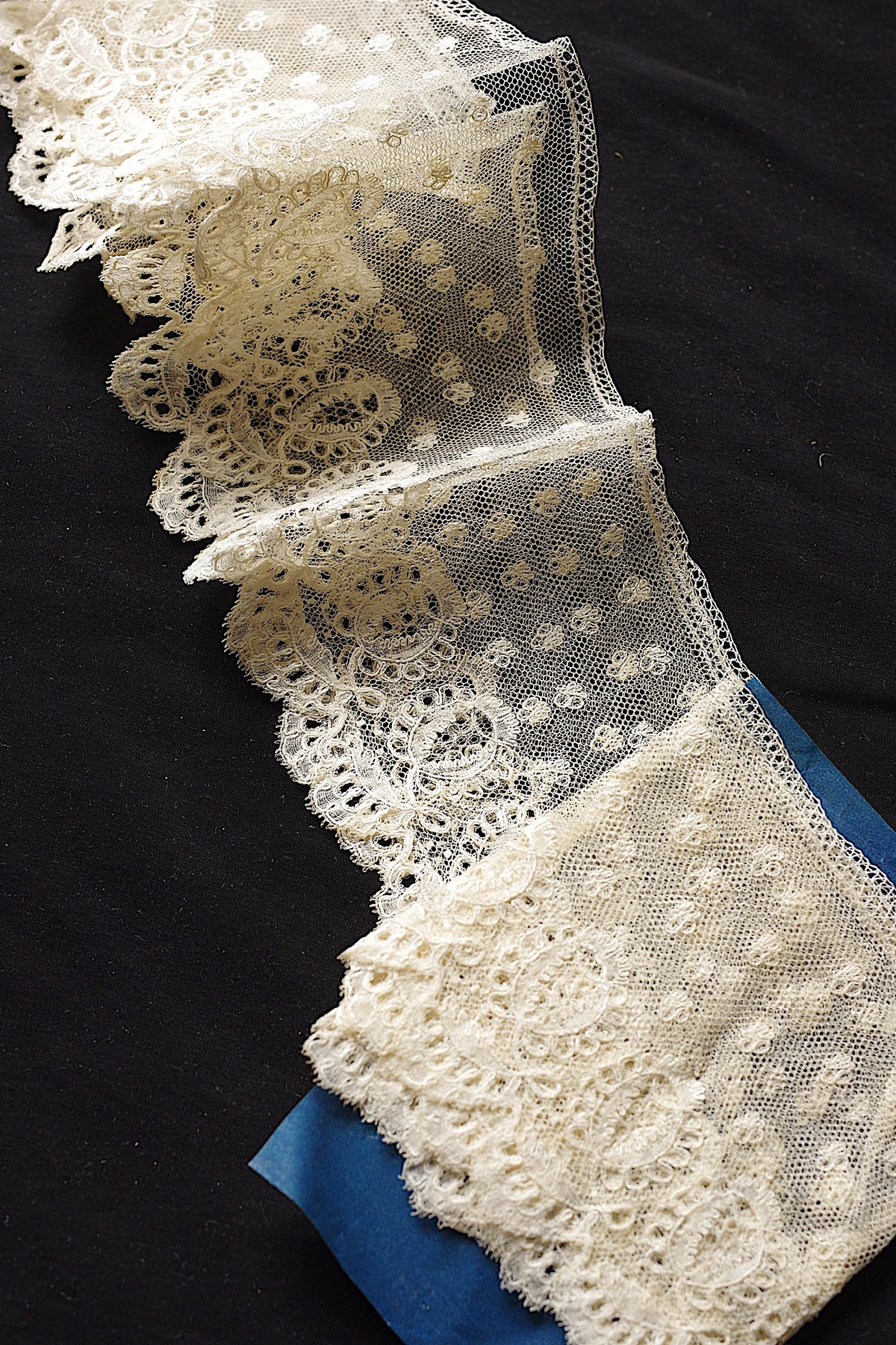 アンティークレース dentelle ancienne 193cm 2