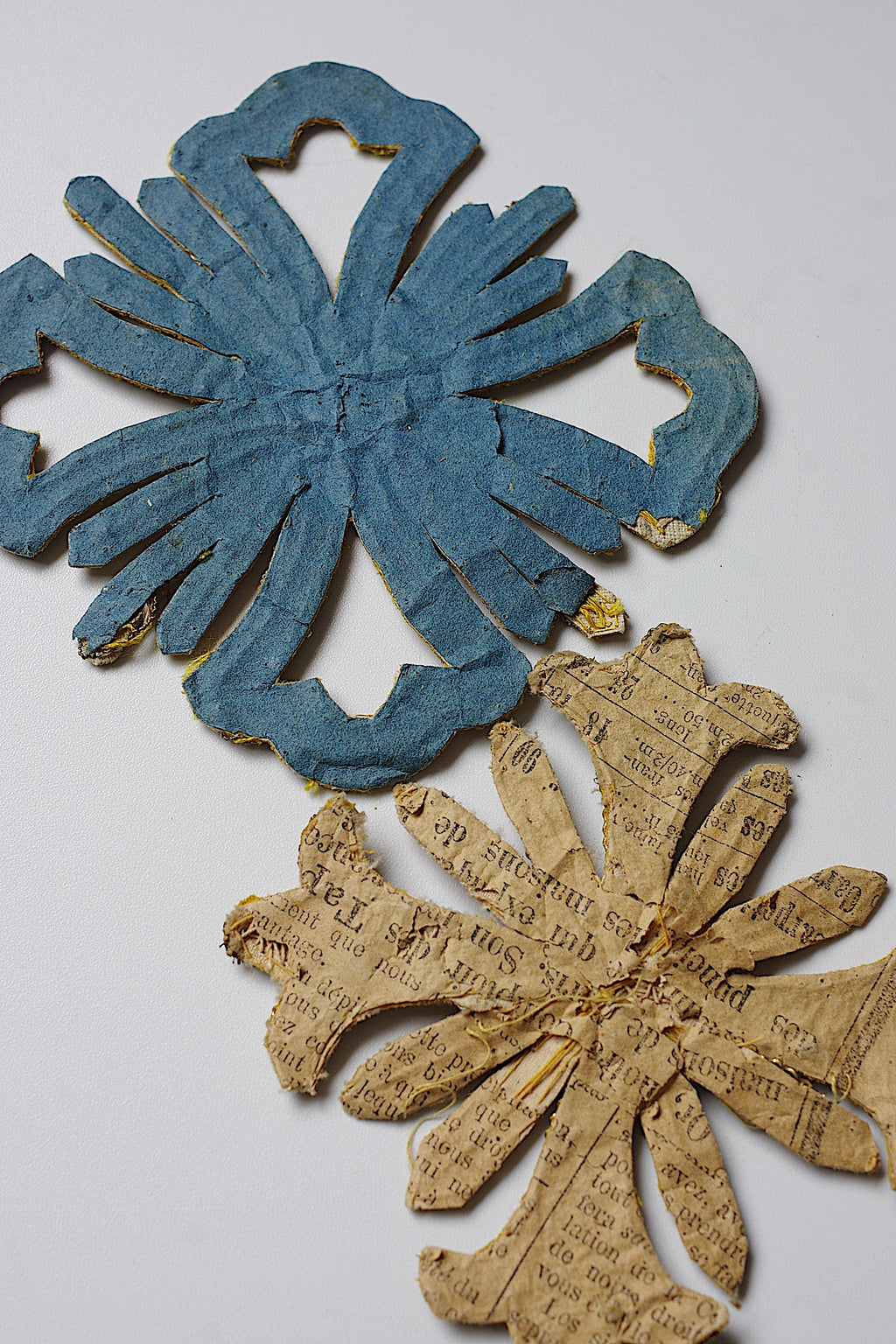 アンティークレース dentelle ancienne メタル糸刺繍 モチーフ2つ 8
