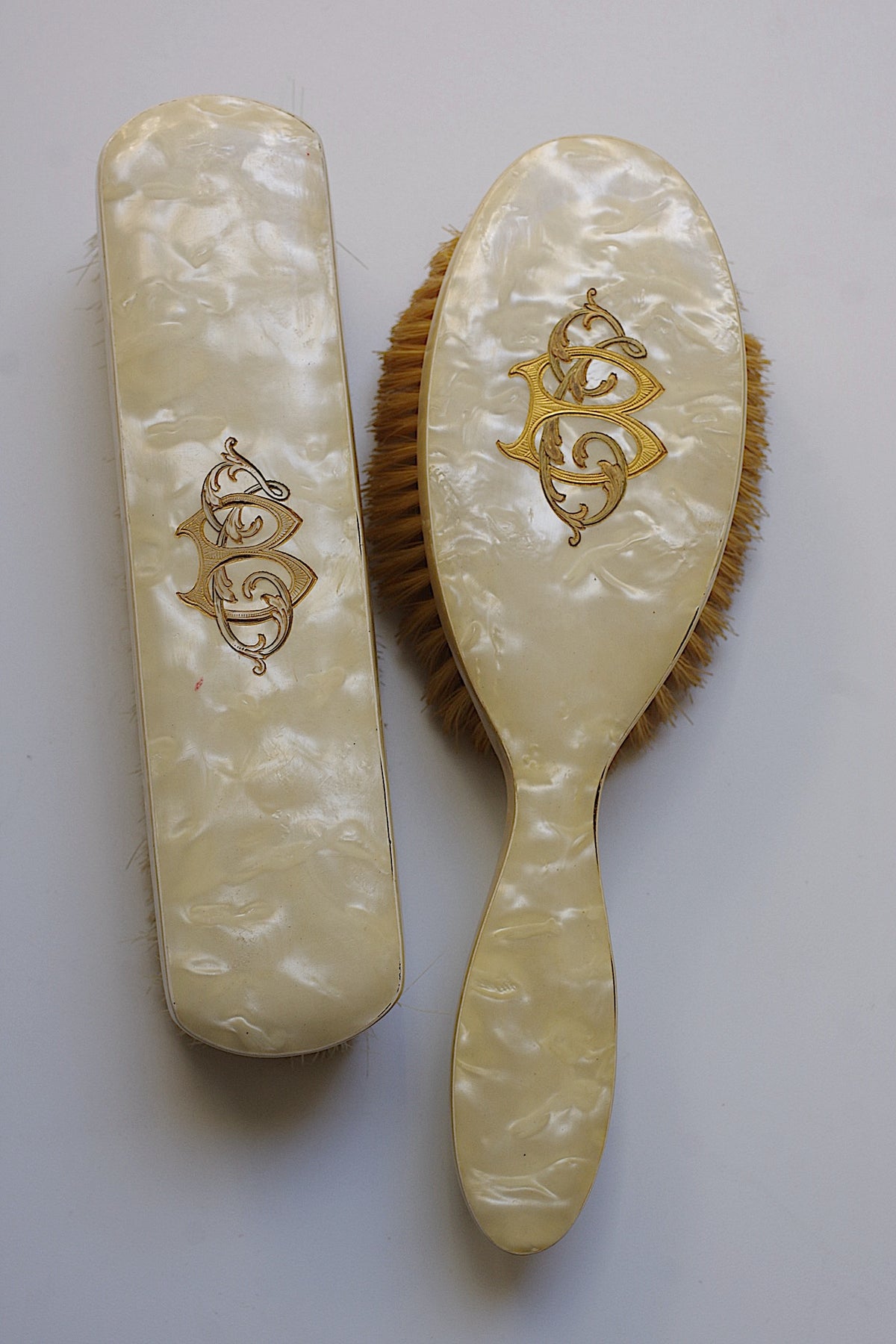 アンティークブラシ brosse à cheveux ancienne