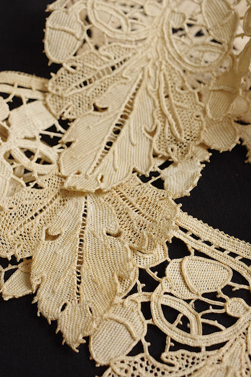 アンティークレース dentelle ancienne ２種 ボビン 2