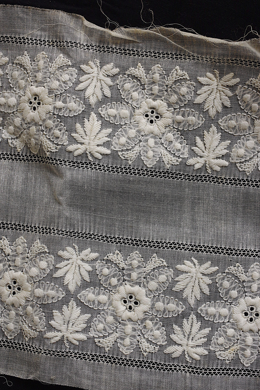 アンティークレース dentelle ancienne 刺繍テープ 2