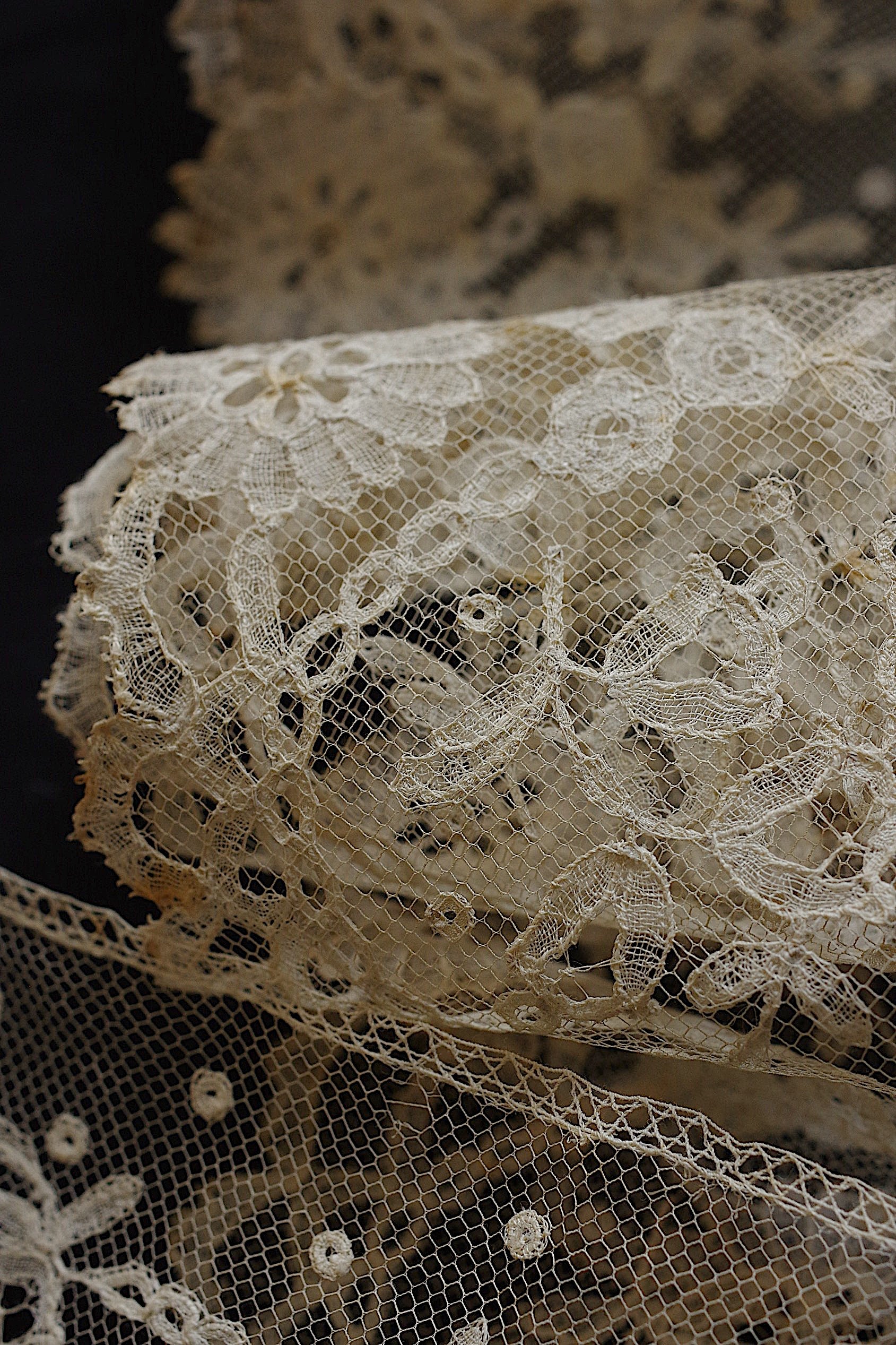 アンティークレース antique lace la dentelle - .FR a l'epoque