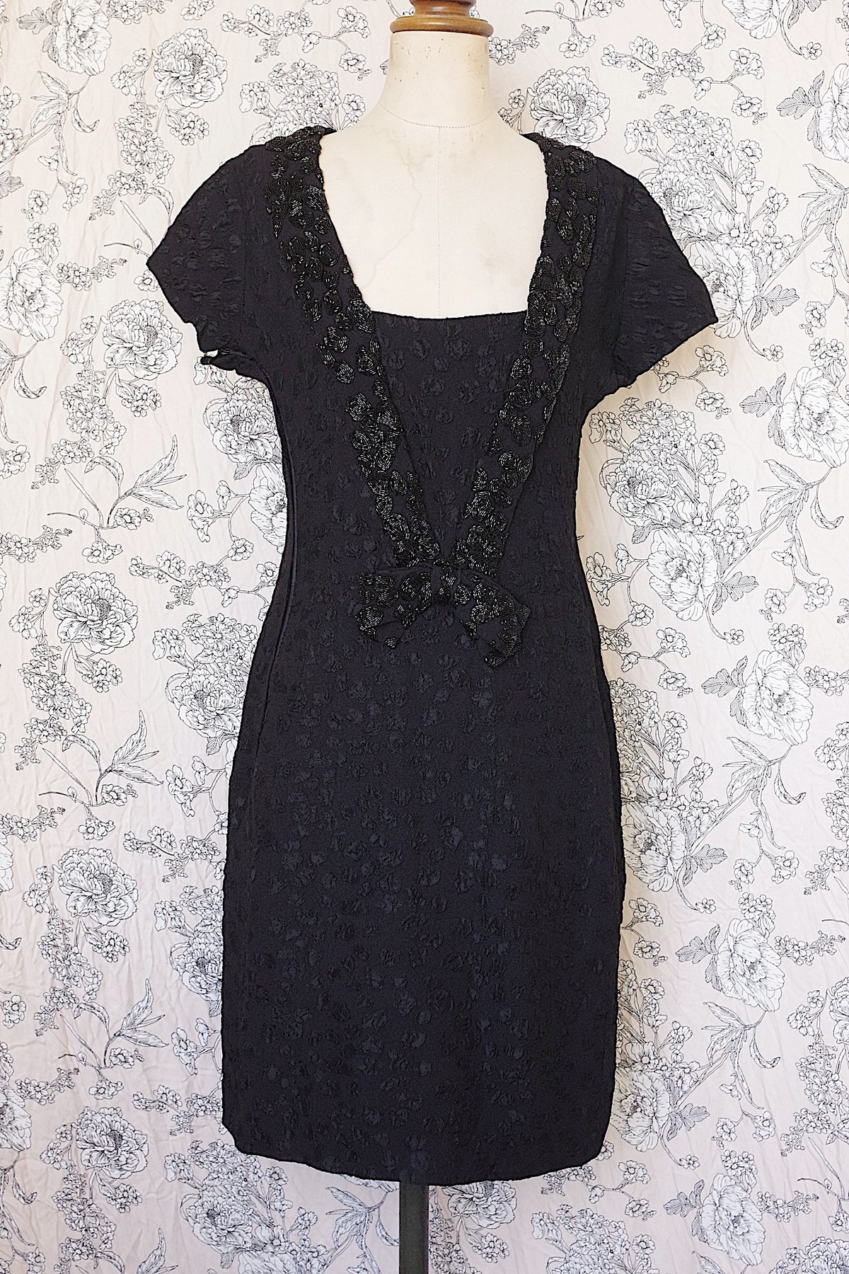 アンティークワンピース vêtement antique 黒ビーズ