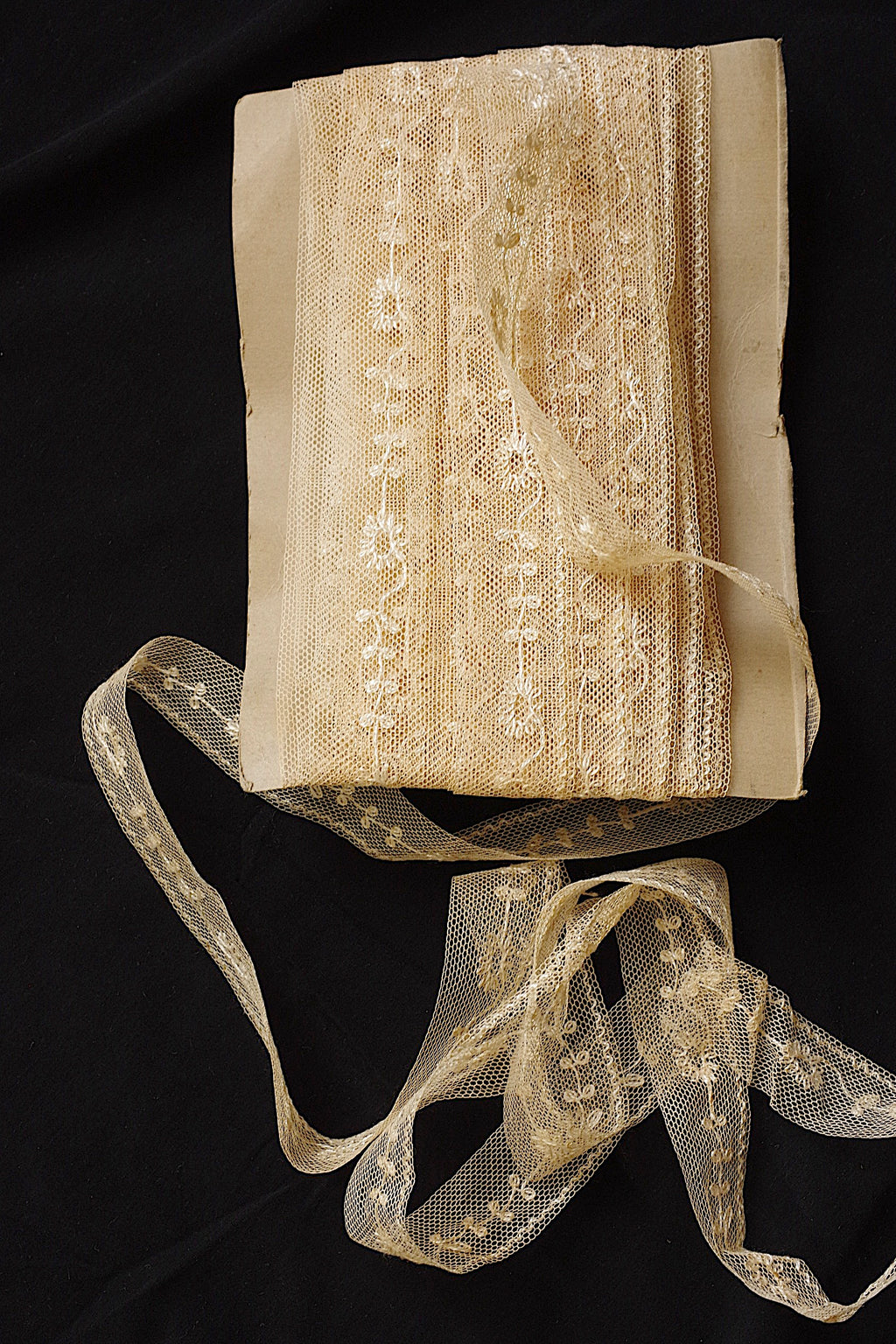 アンティークレース dentelle ancienne 1320cm