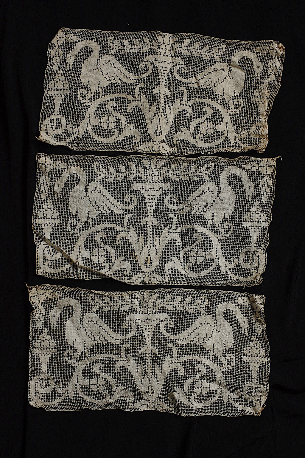 アンティークレース dentelle ancienne モチーフ３枚