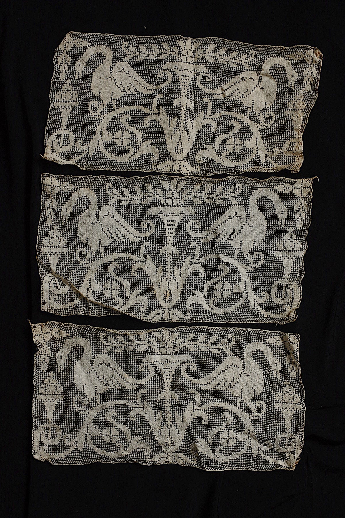 アンティークレース dentelle ancienne モチーフ３枚