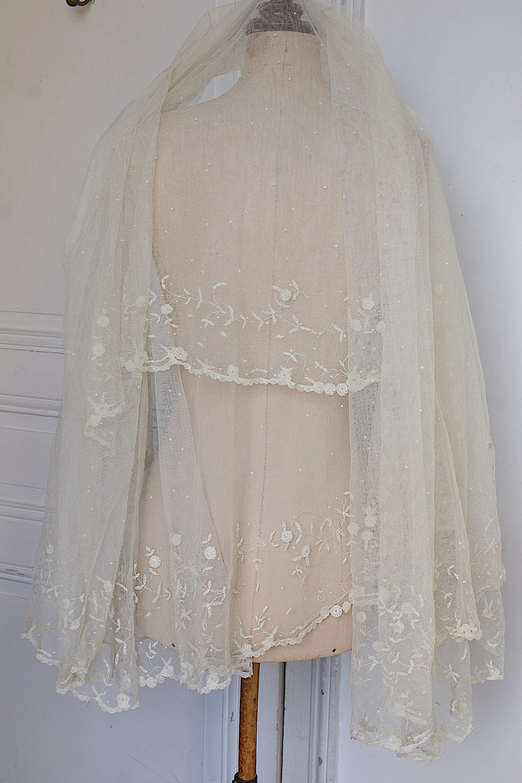 アンティークレース dentelle ancienne 大きなベール 2