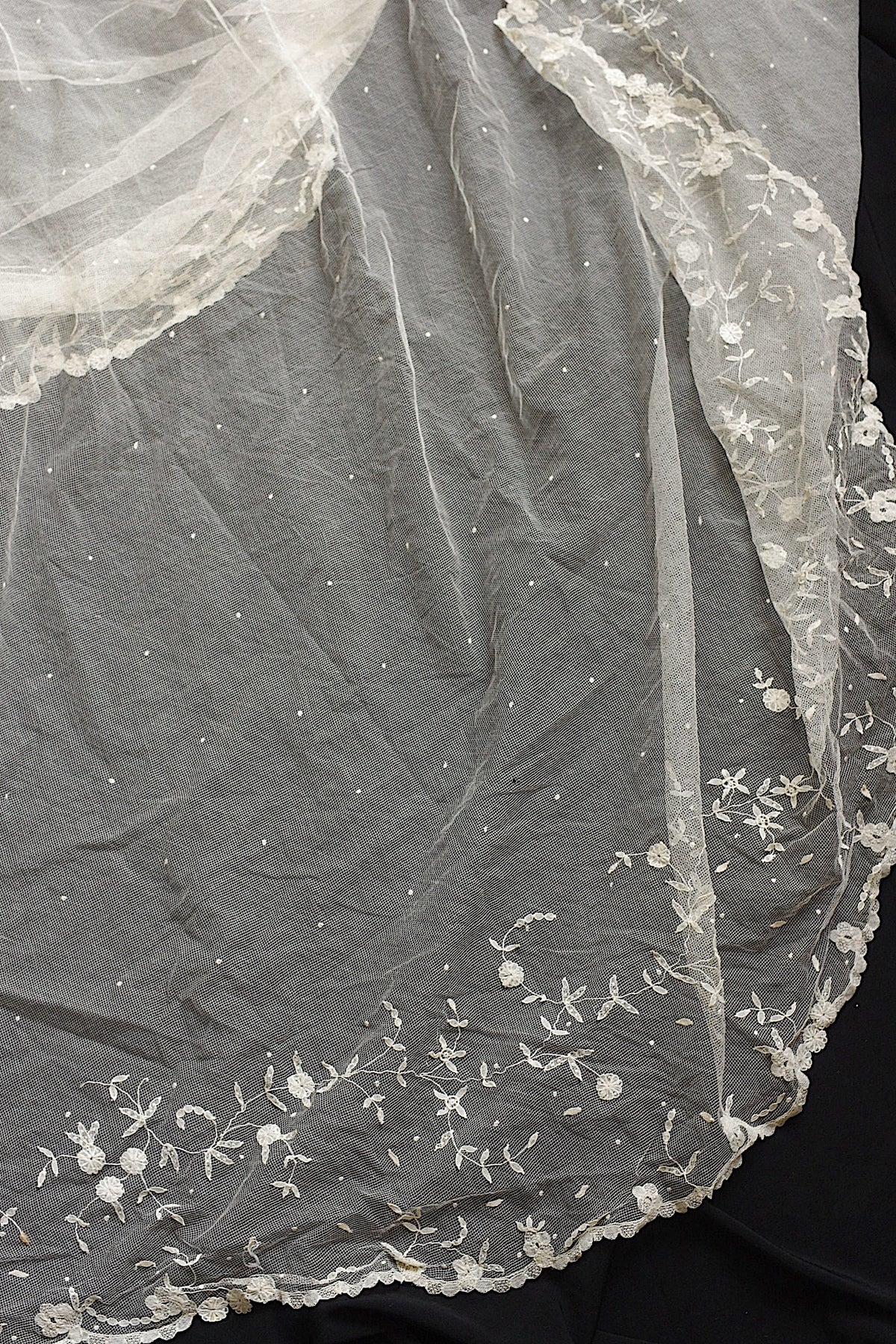 アンティークレース dentelle ancienne 大きなベール 3