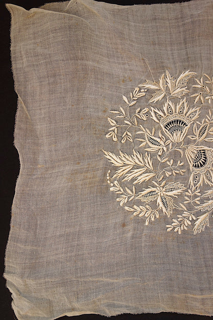 アンティークレース　刺繍ハギレ lots2