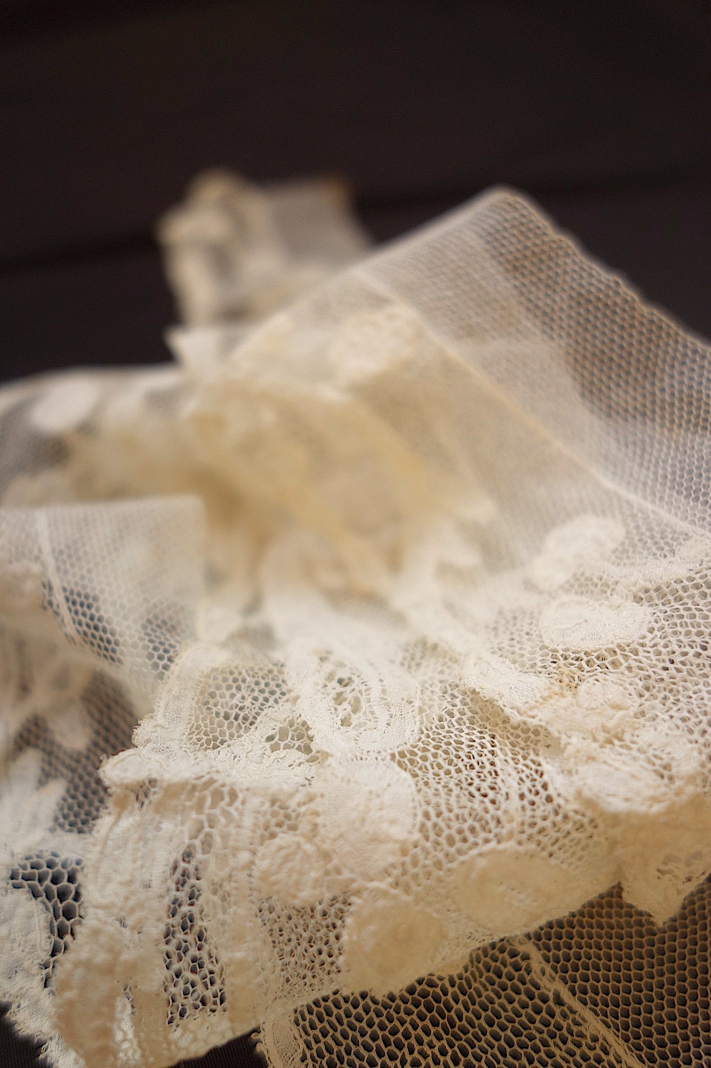 アンティークレース　3種