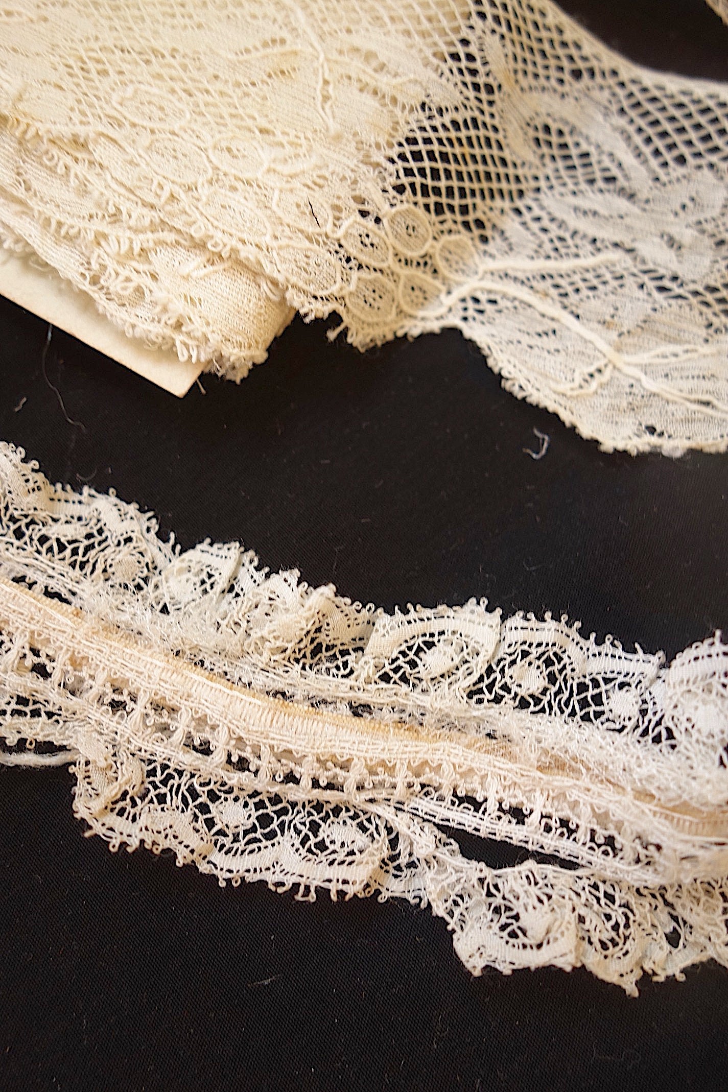 アンティークレース　4種