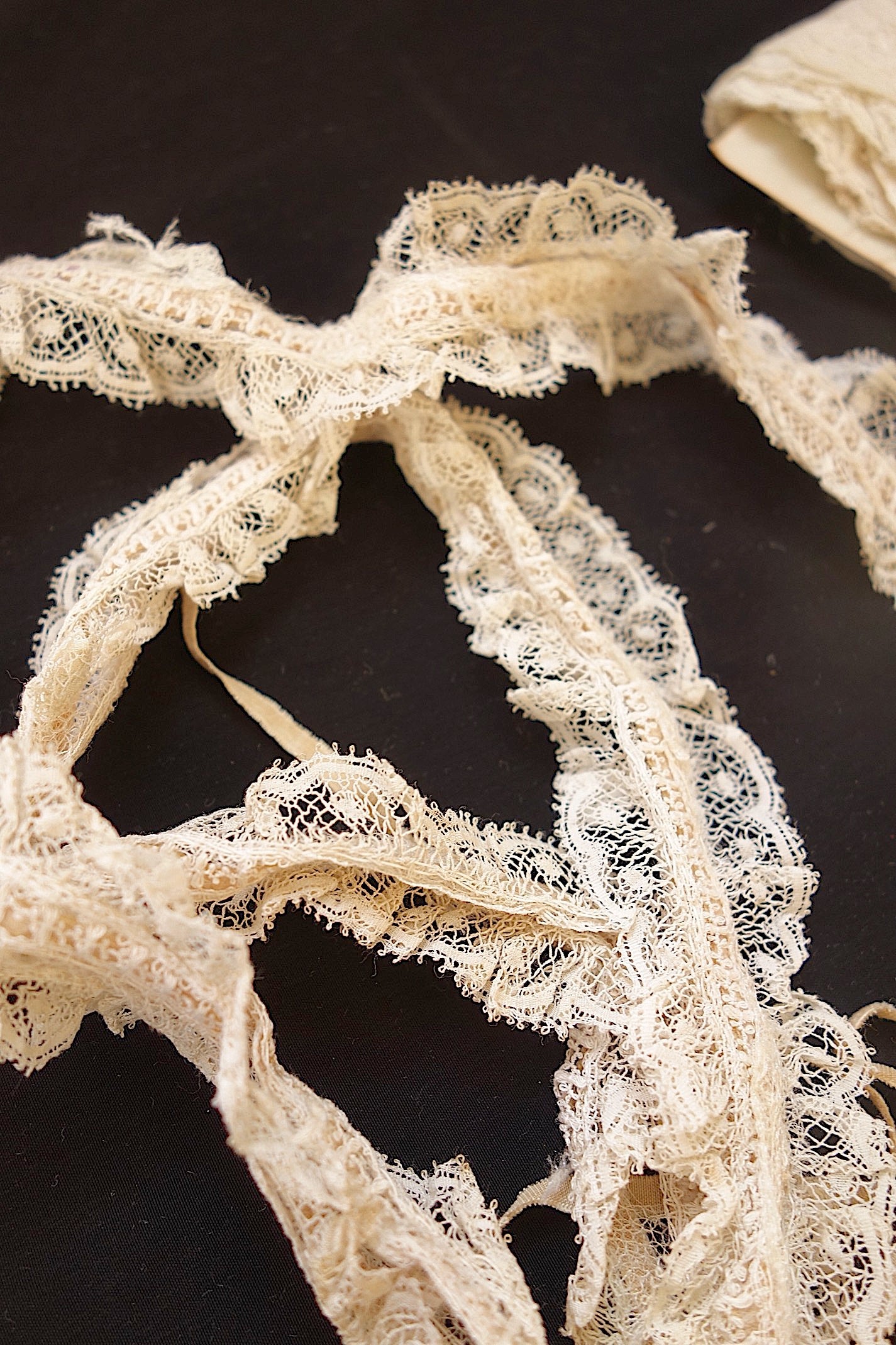 アンティークレース　4種