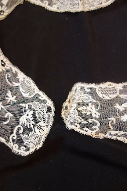 アンティークレース　2種