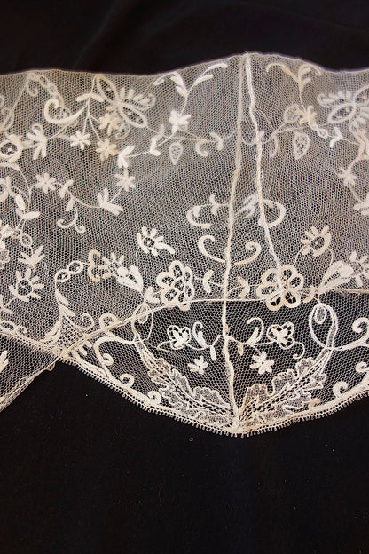 アンティークレース　2種