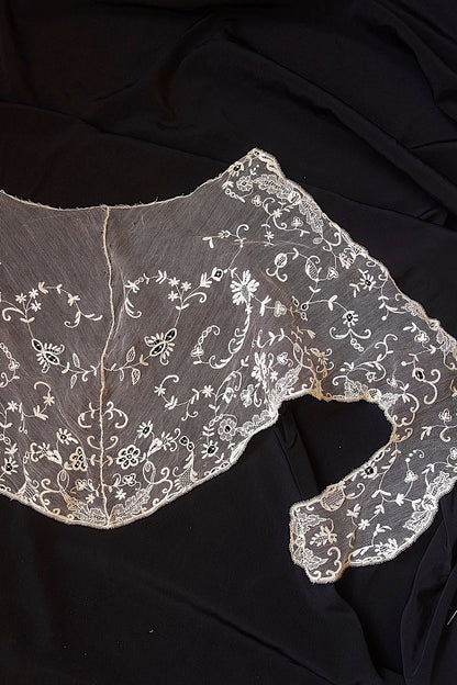 アンティークレース　2種