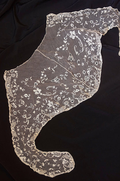 アンティークレース　2種