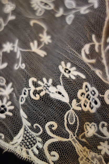 アンティークレース　2種