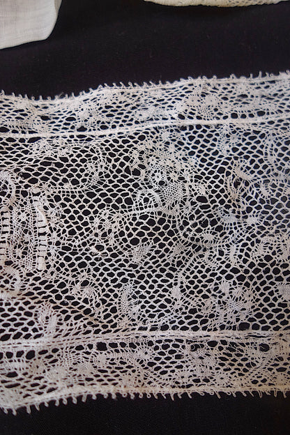 アンティークレース ハギレセット