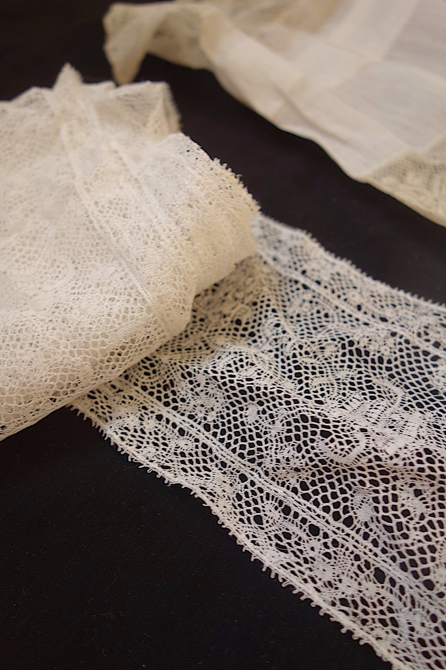 アンティークレース ハギレセット