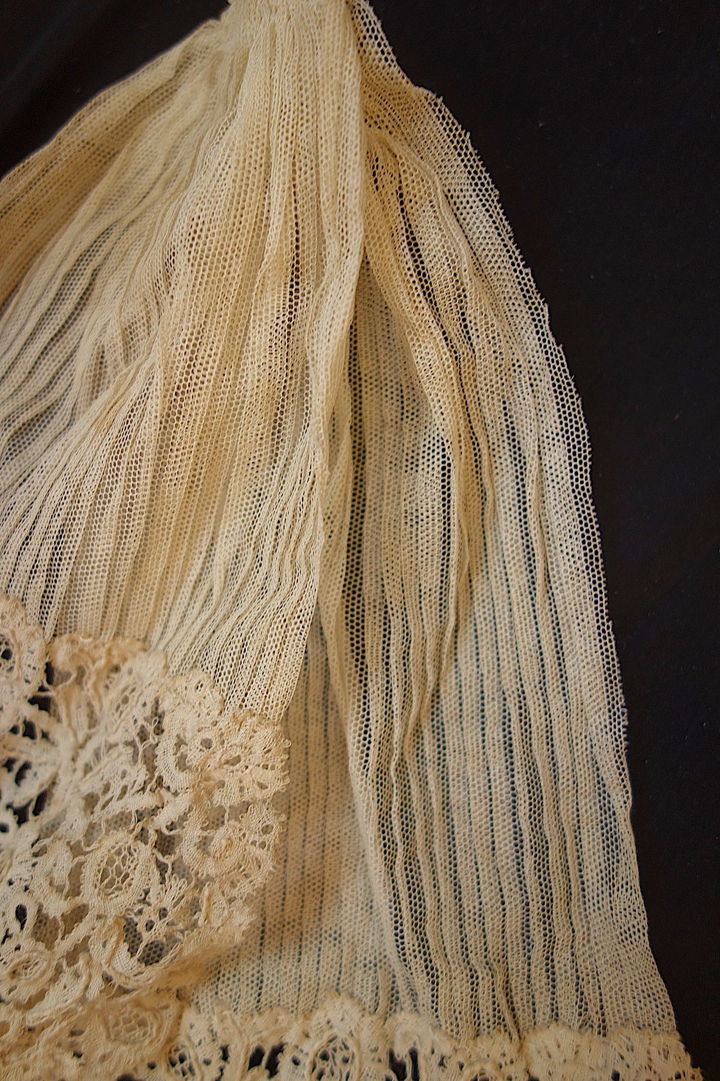 アンティークレース ジャボ2つ