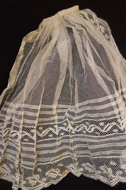 アンティークレース ジャボ2つ