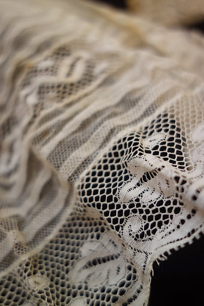 アンティークレース ジャボ2つ