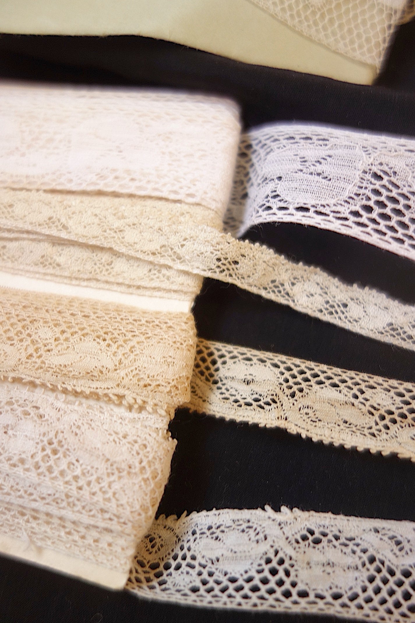 アンティークレース 5種