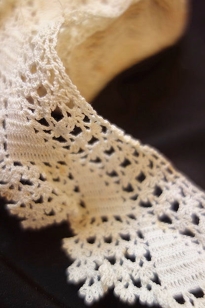 アンティークレース 2種