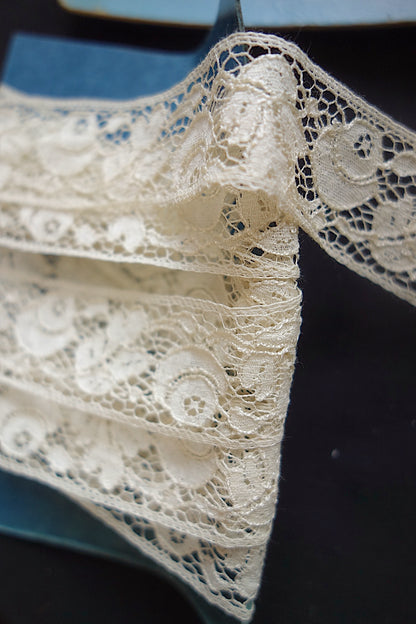 アンティークレース 4種