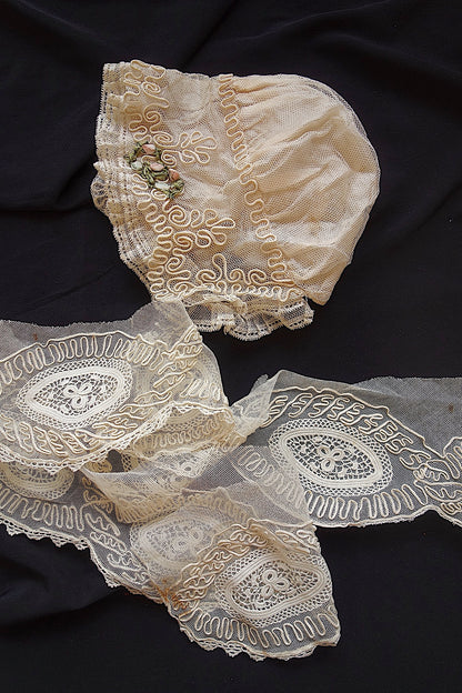 アンティークレース ボネ　ハギレ