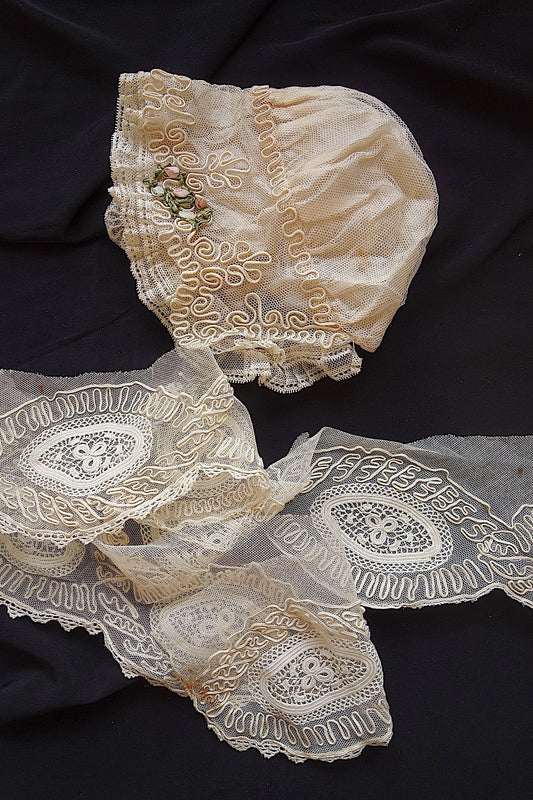 アンティークレース ボネ　ハギレ