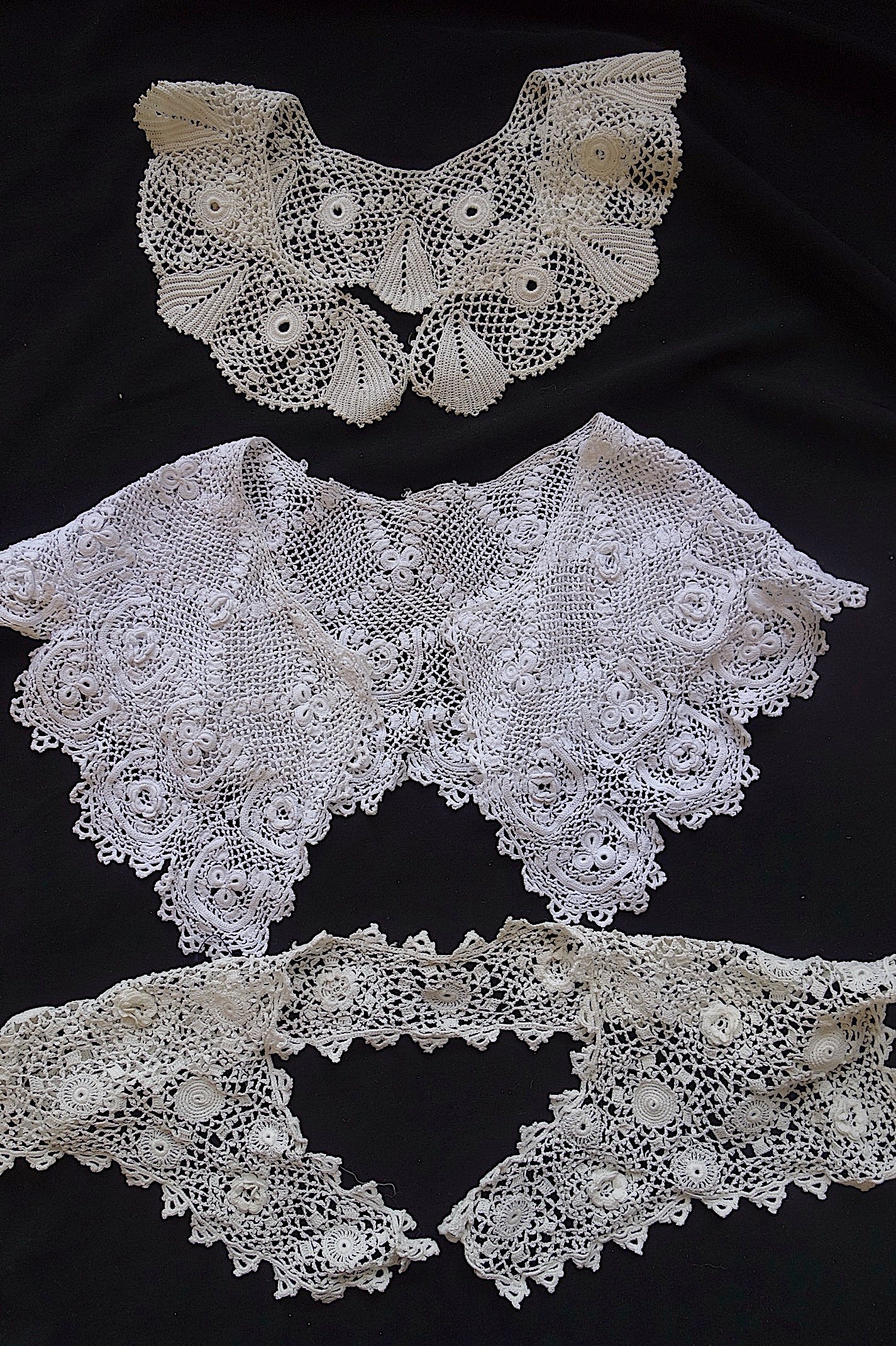 アンティークレース 襟3つ