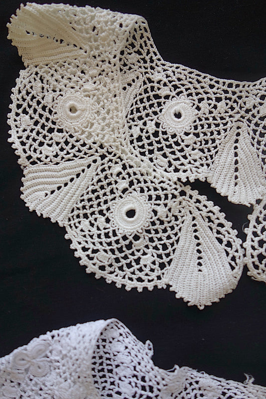 アンティークレース 襟3つ