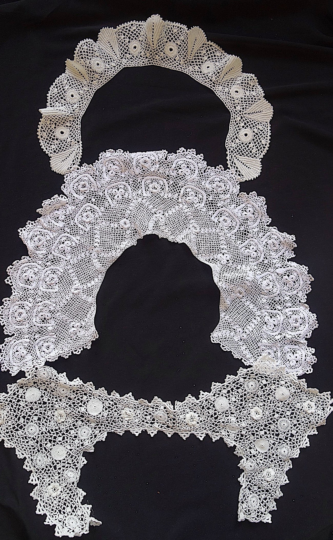 アンティークレース 襟3つ